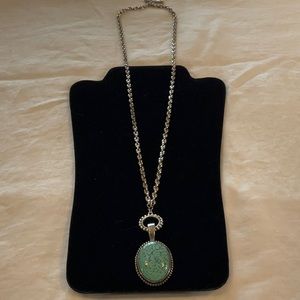Premier Designs Pendant Necklace